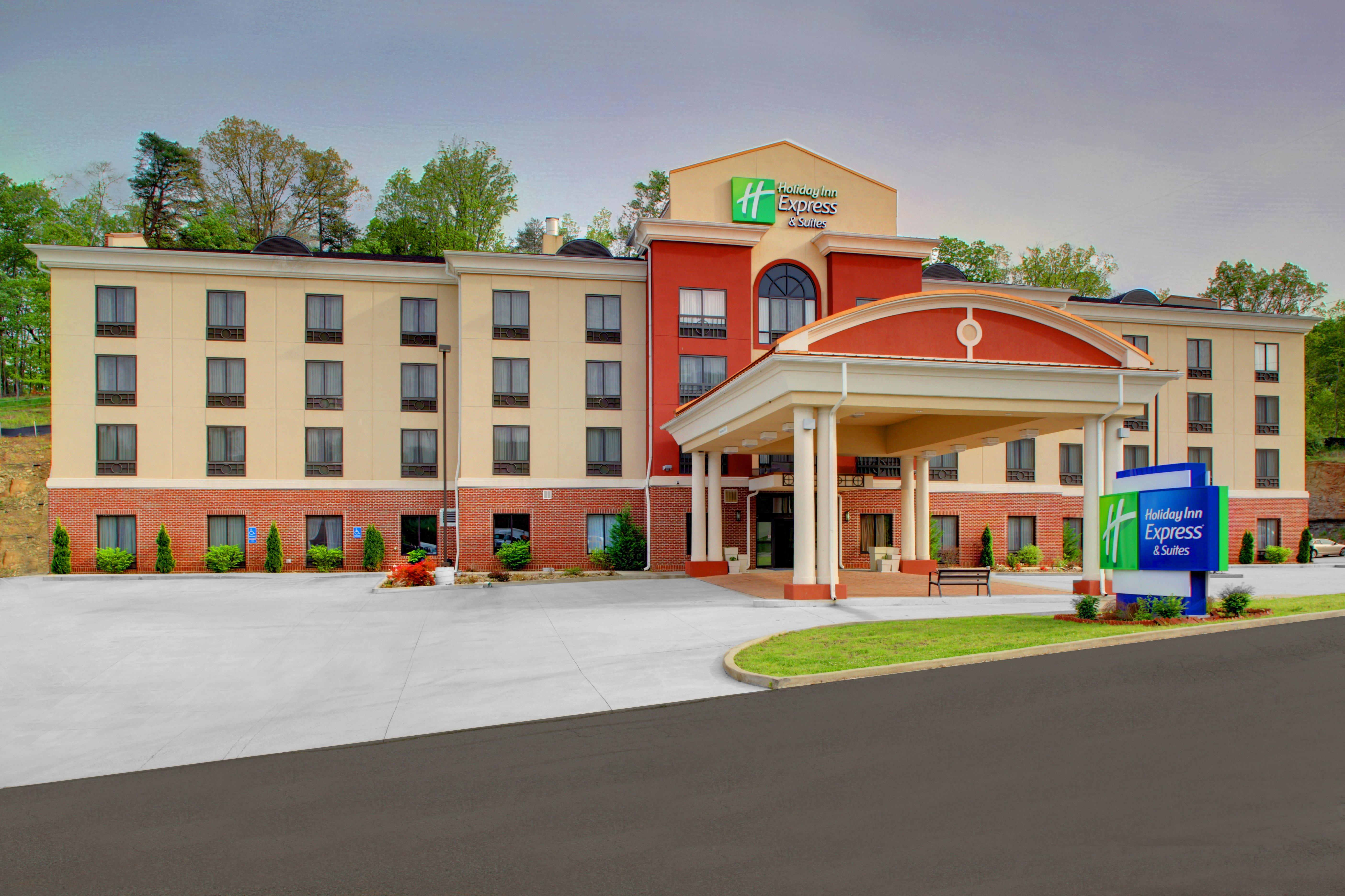 Holiday Inn Express & Suites Cross Lanes, An Ihg Hotel Buitenkant foto