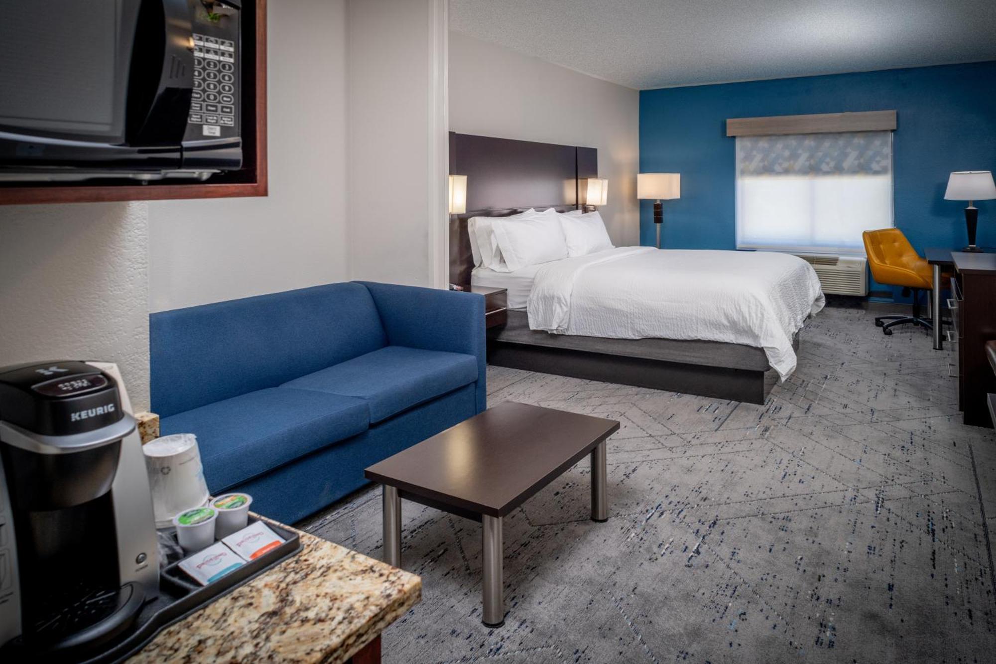 Holiday Inn Express & Suites Cross Lanes By Ihg Buitenkant foto