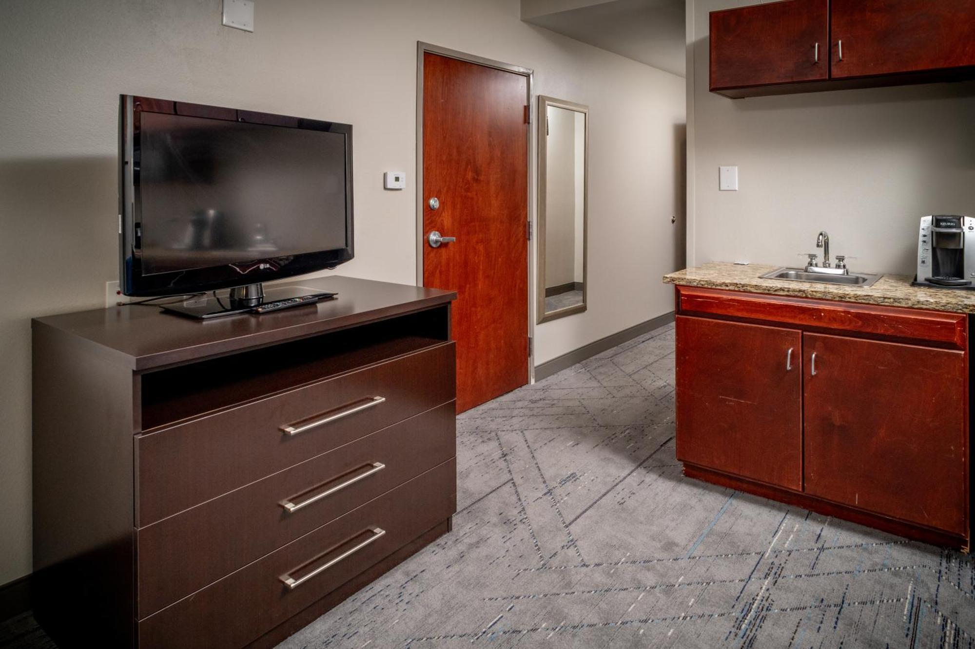 Holiday Inn Express & Suites Cross Lanes By Ihg Buitenkant foto